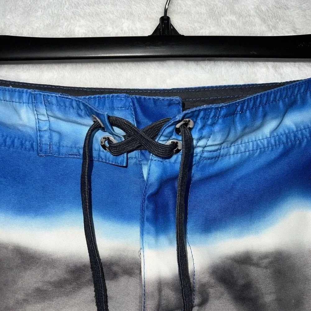 Vintage Nike Swim Shorts Men XS Trunks Unlined 10'' Board Water Sports Beach‎